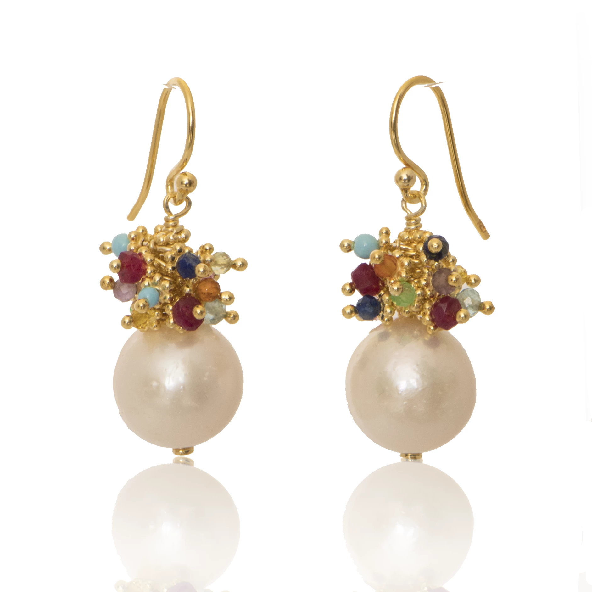 Baroque Freshwater Pearl Earring with Rainbow Top