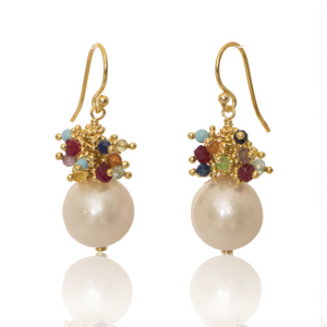 Baroque Freshwater Pearl Earring with Rainbow Top